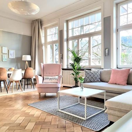 Charysma - Jugendstil Trifft Moderne, Schlafzimmer Mit Smart-Tv, Tischfussball, Darts, Parkplatz Hamelin Dış mekan fotoğraf