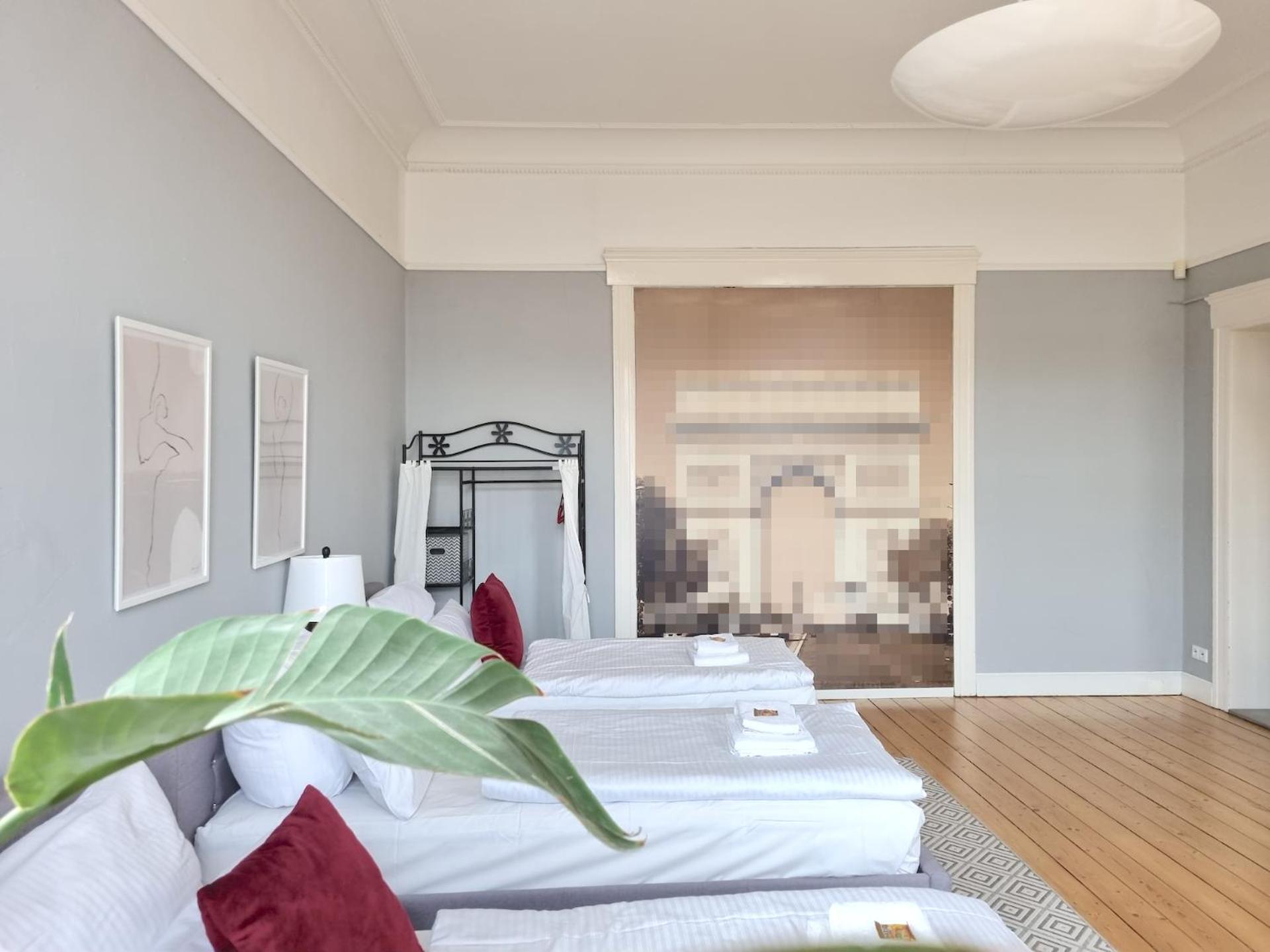 Charysma - Jugendstil Trifft Moderne, Schlafzimmer Mit Smart-Tv, Tischfussball, Darts, Parkplatz Hamelin Dış mekan fotoğraf