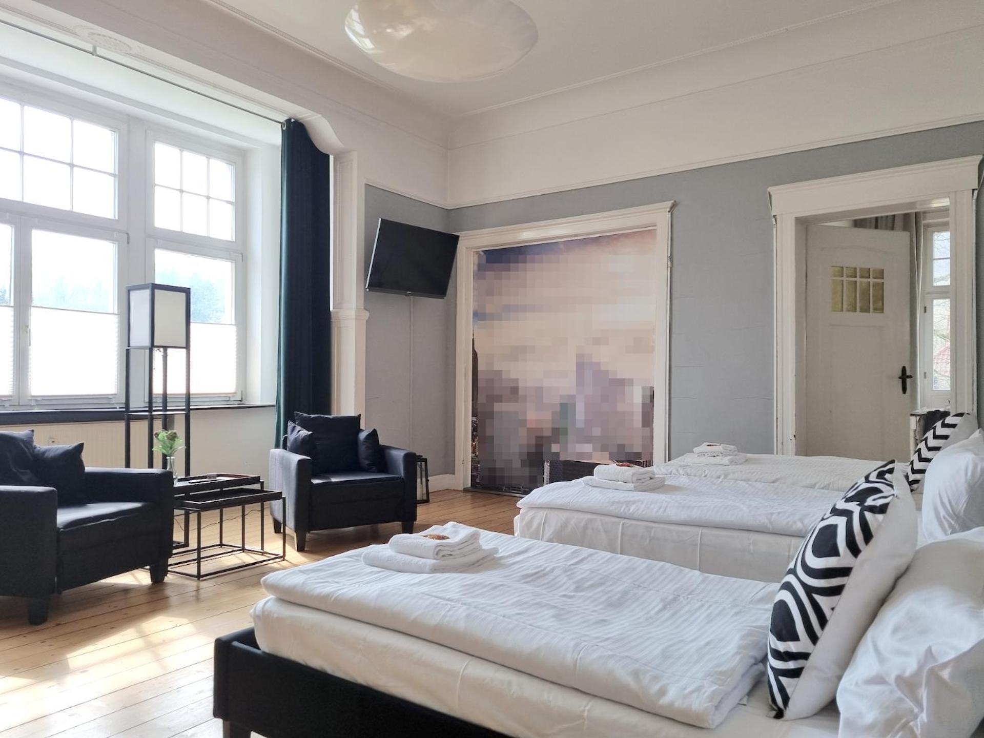 Charysma - Jugendstil Trifft Moderne, Schlafzimmer Mit Smart-Tv, Tischfussball, Darts, Parkplatz Hamelin Dış mekan fotoğraf