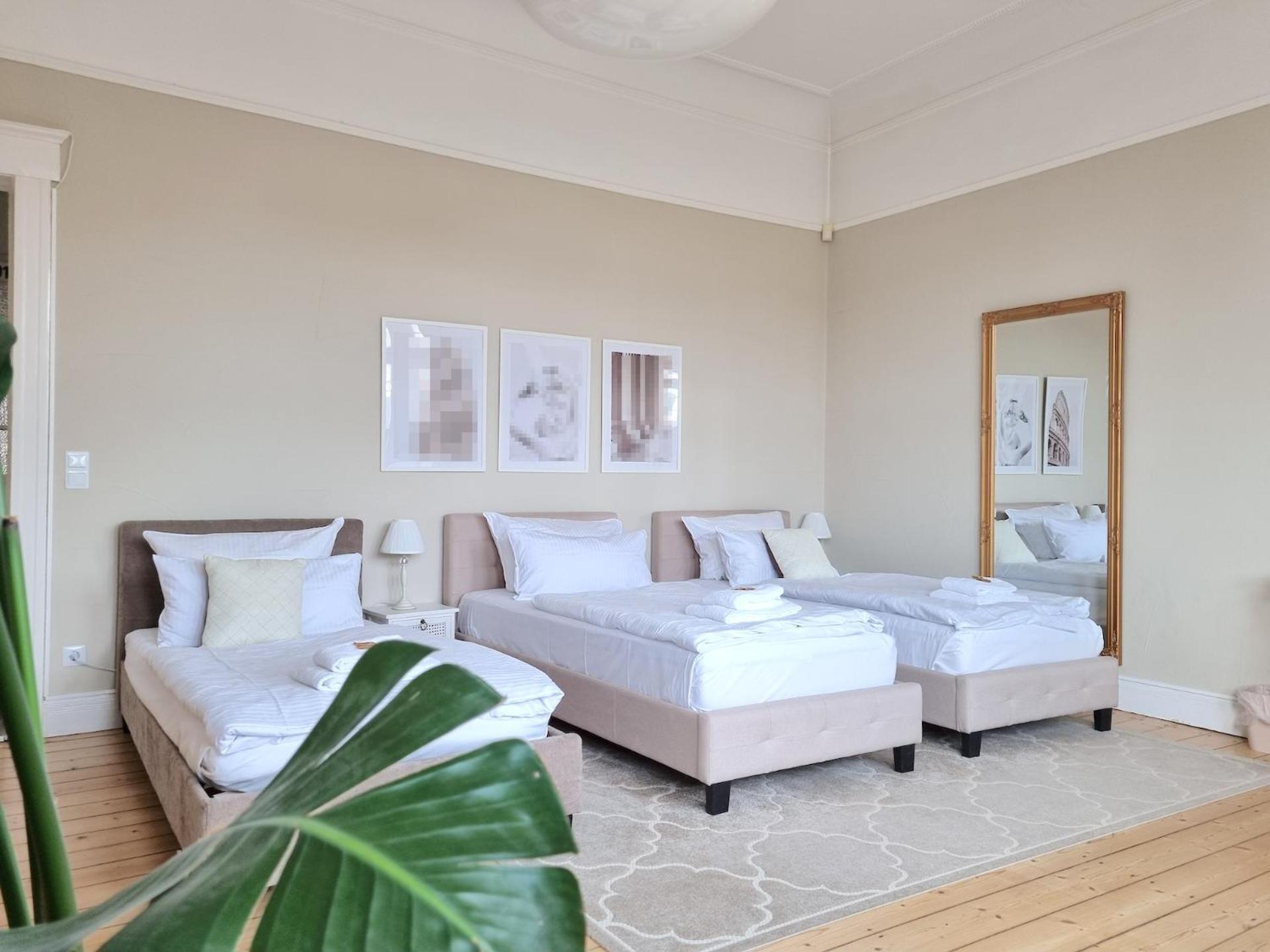 Charysma - Jugendstil Trifft Moderne, Schlafzimmer Mit Smart-Tv, Tischfussball, Darts, Parkplatz Hamelin Dış mekan fotoğraf